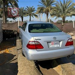 تۆیۆتا کراون